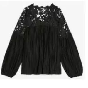 Express‎ Pleated Top